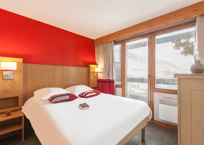 Pierre & L'ours Blanc