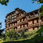 Pierre & L'ours Blanc Aparthotel