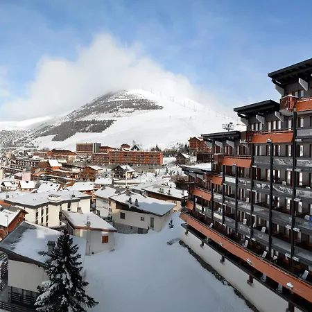 Pierre & L'ours Blanc Aparthotel 3*
